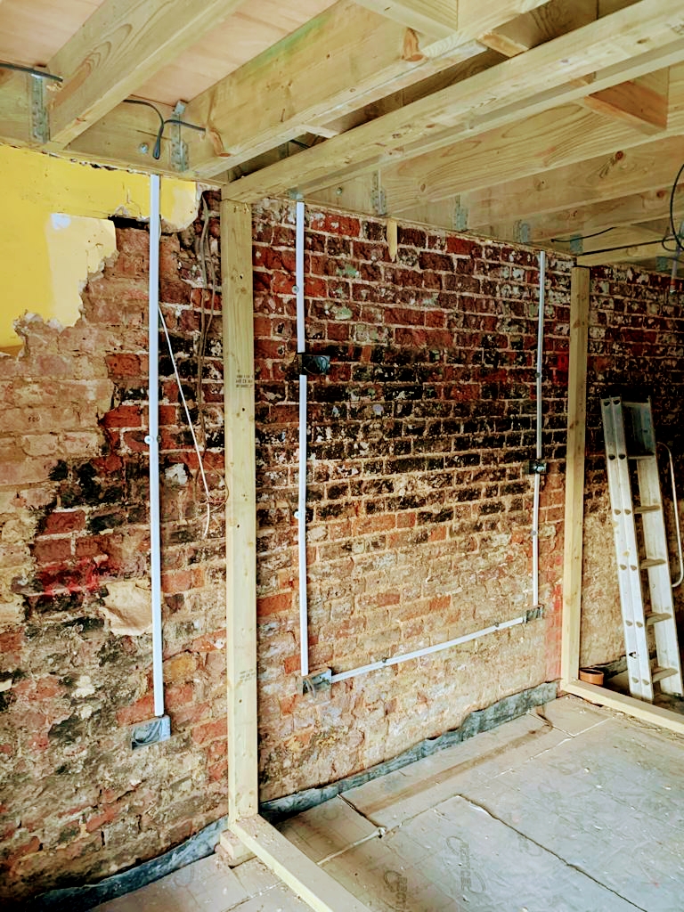 33 Electrical — Photos 8